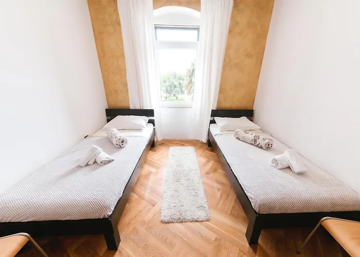 아파트 The View *